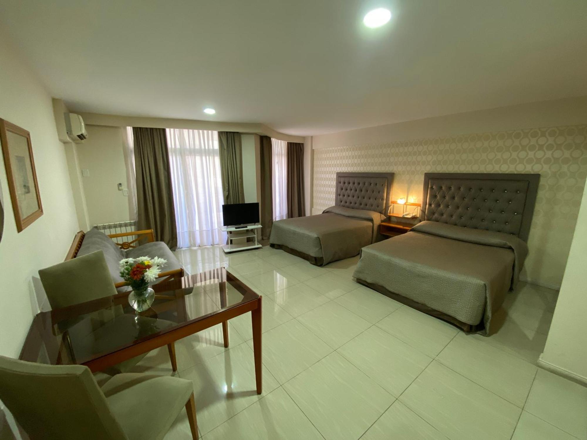 Hotel Howard Johnson Росарио Экстерьер фото