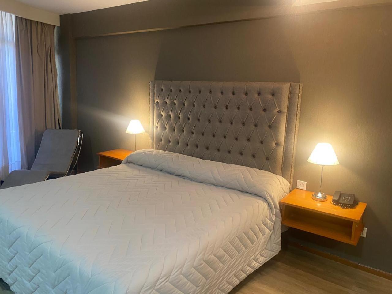 Hotel Howard Johnson Росарио Экстерьер фото