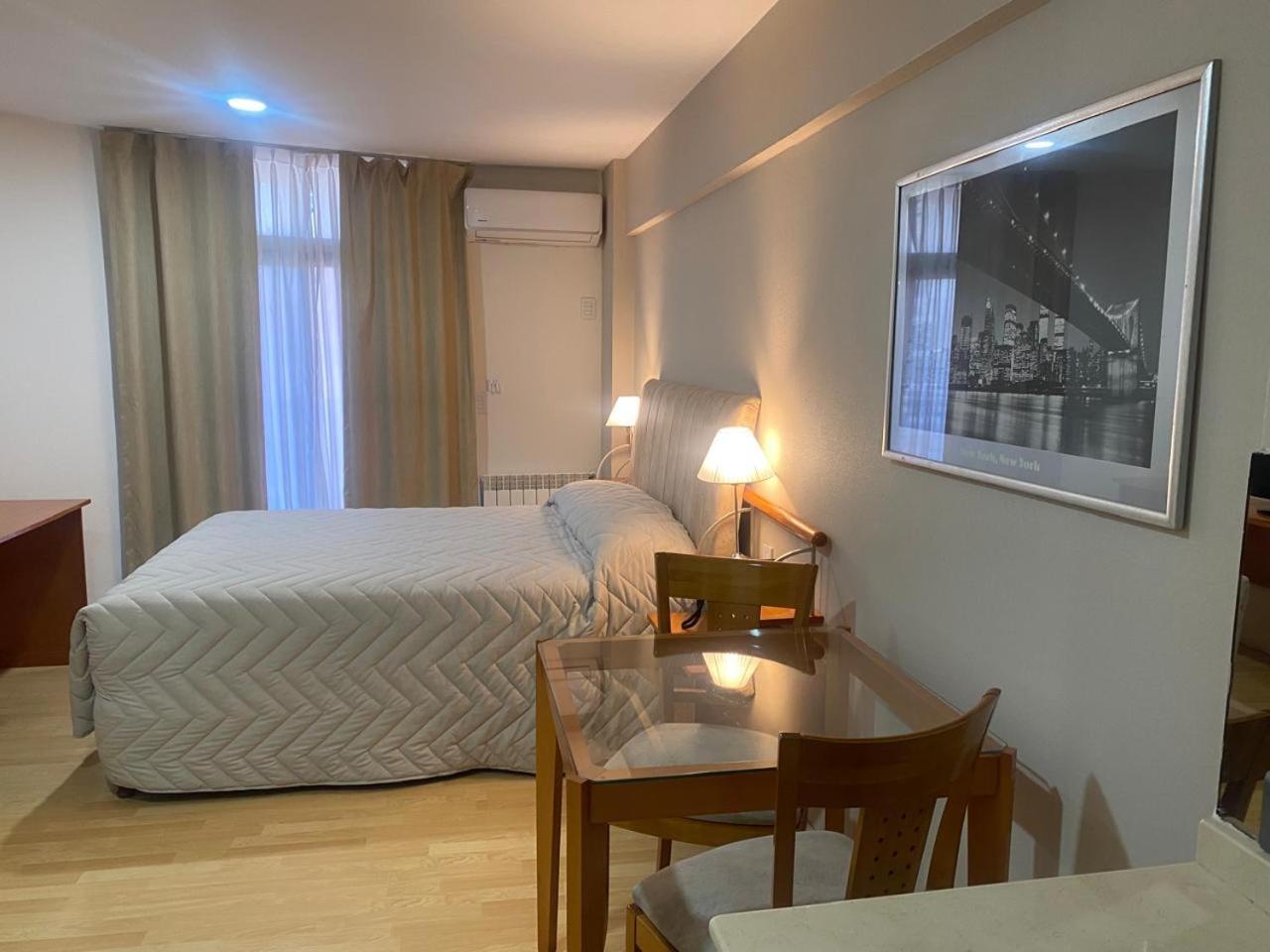 Hotel Howard Johnson Росарио Экстерьер фото